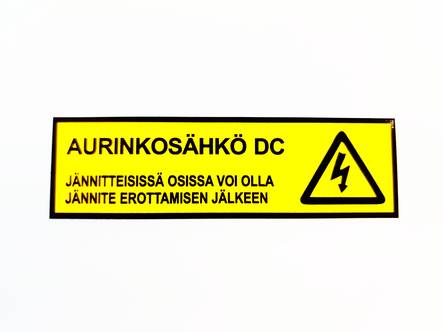 Varoitustarra takasyöttövaara - Aurinkopaneelitelineet - 28181 - 1