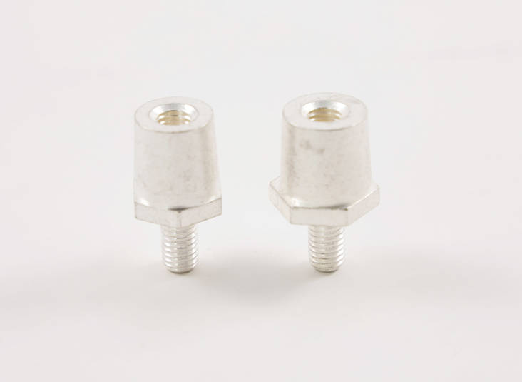 Napa-adapteripari + ja - 8mm kierteelle - Akkukengät - 35051 - 1