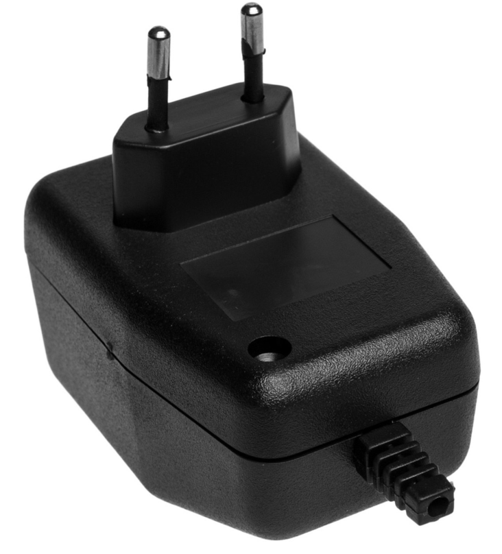 Virtalähteen kotelo - NiCd-,NiMH-,Li-ion-, LiPo-laturit - 623202 - 1