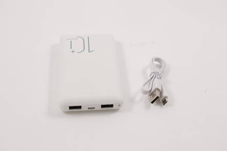 Varavirtalähde 10000mAh Li-Ion MP951 - Varavirtalähteet - 6922391595115 - 1