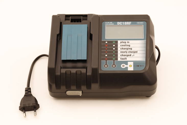 Makita porakoneakun laturi Tarvike - Työkalujen akkulaturit - 10005 - 1